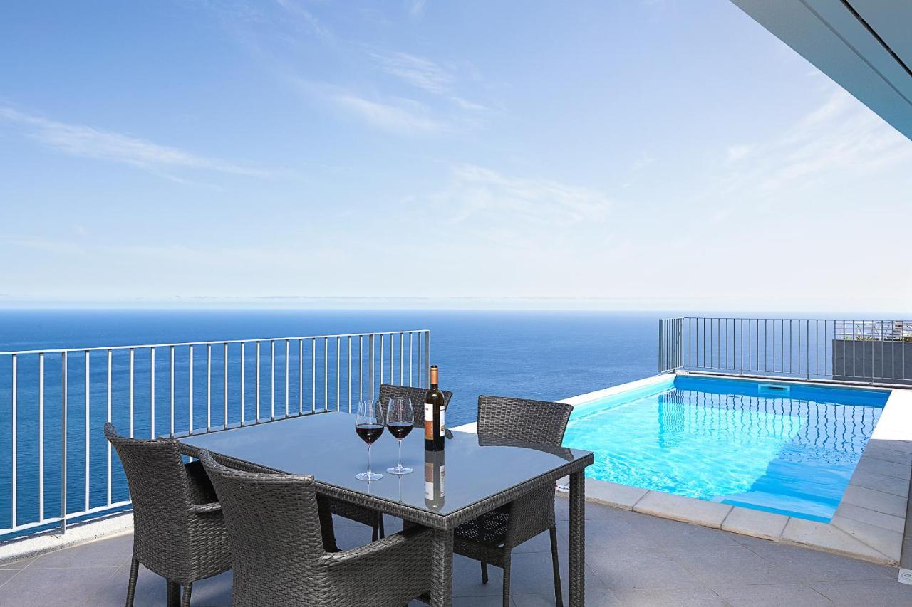 Peak A Boo Private Heated Pool And Private Parking Villa Câmara de Lobos Exteriör bild